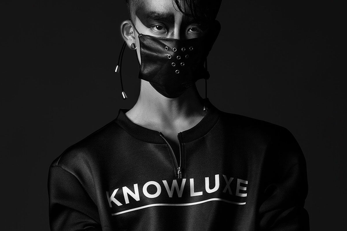 Knowluxe®, frame 10